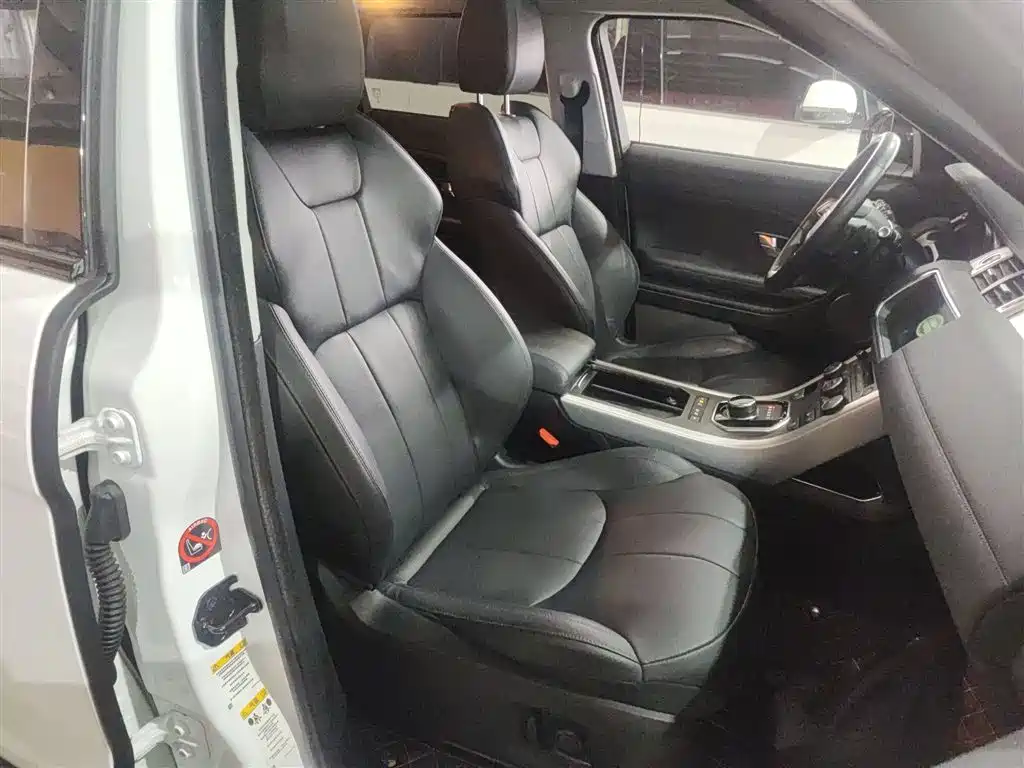 Land Rover Range Rover Evoque 2018 240PS SE Smart Edition фото 20