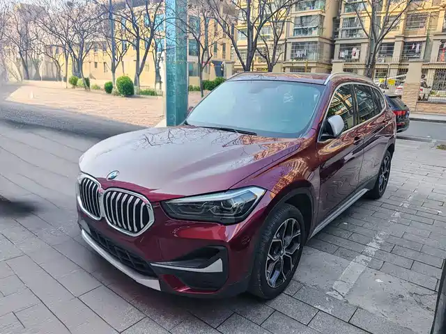 BMW X1 sDrive20Li, Стиль