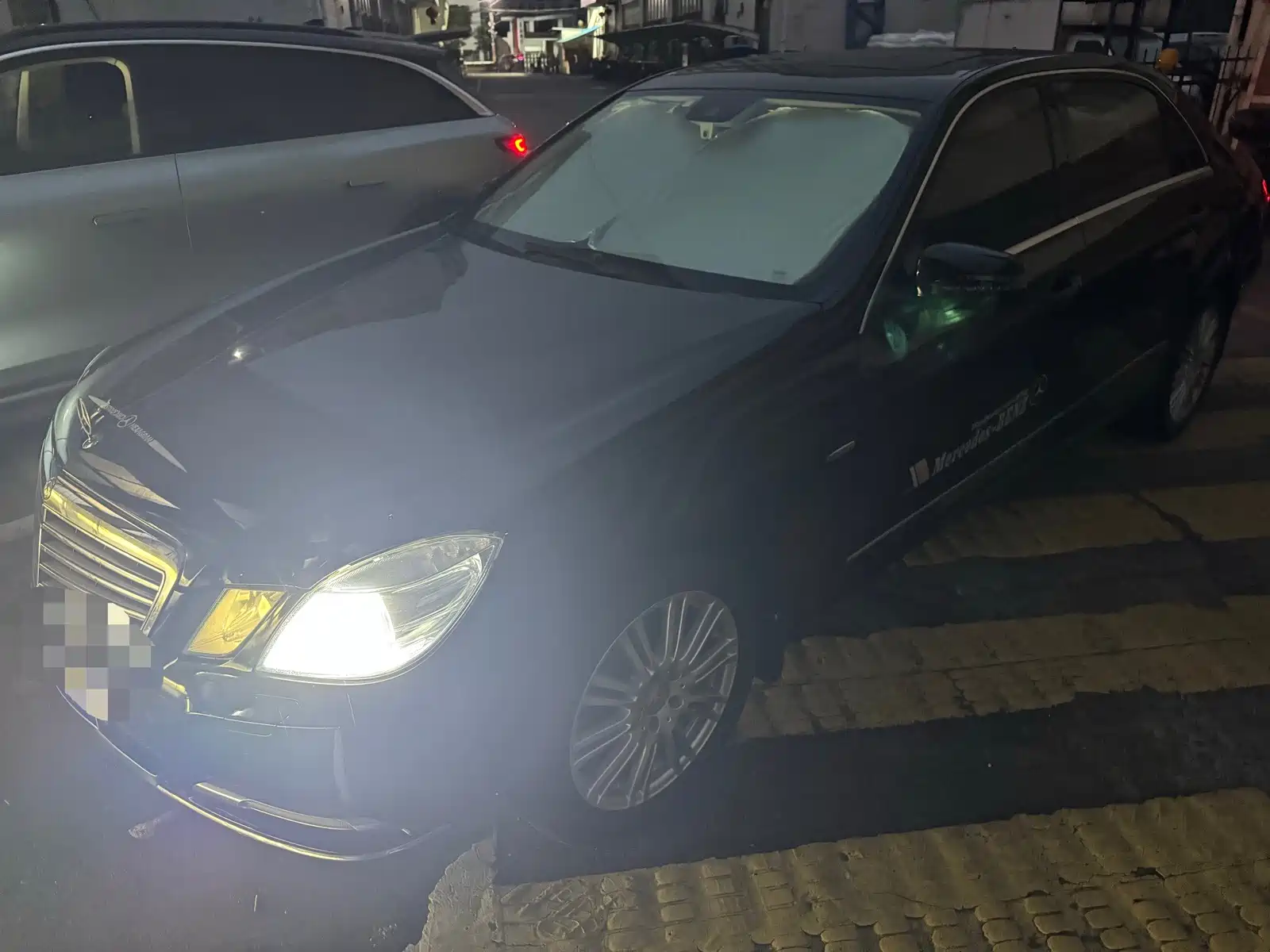 صورة 2 - Mercedes-Benz E-Class