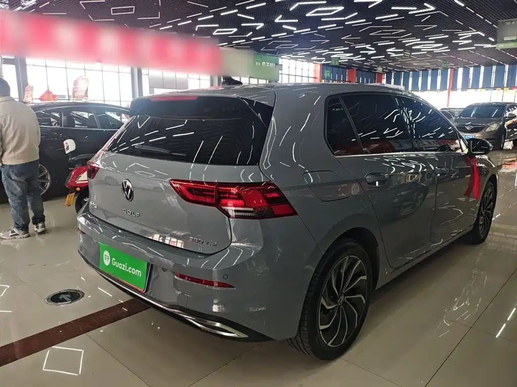Volkswagen Golf 2023 Facelift 280TSI DSG Pro фото 5
