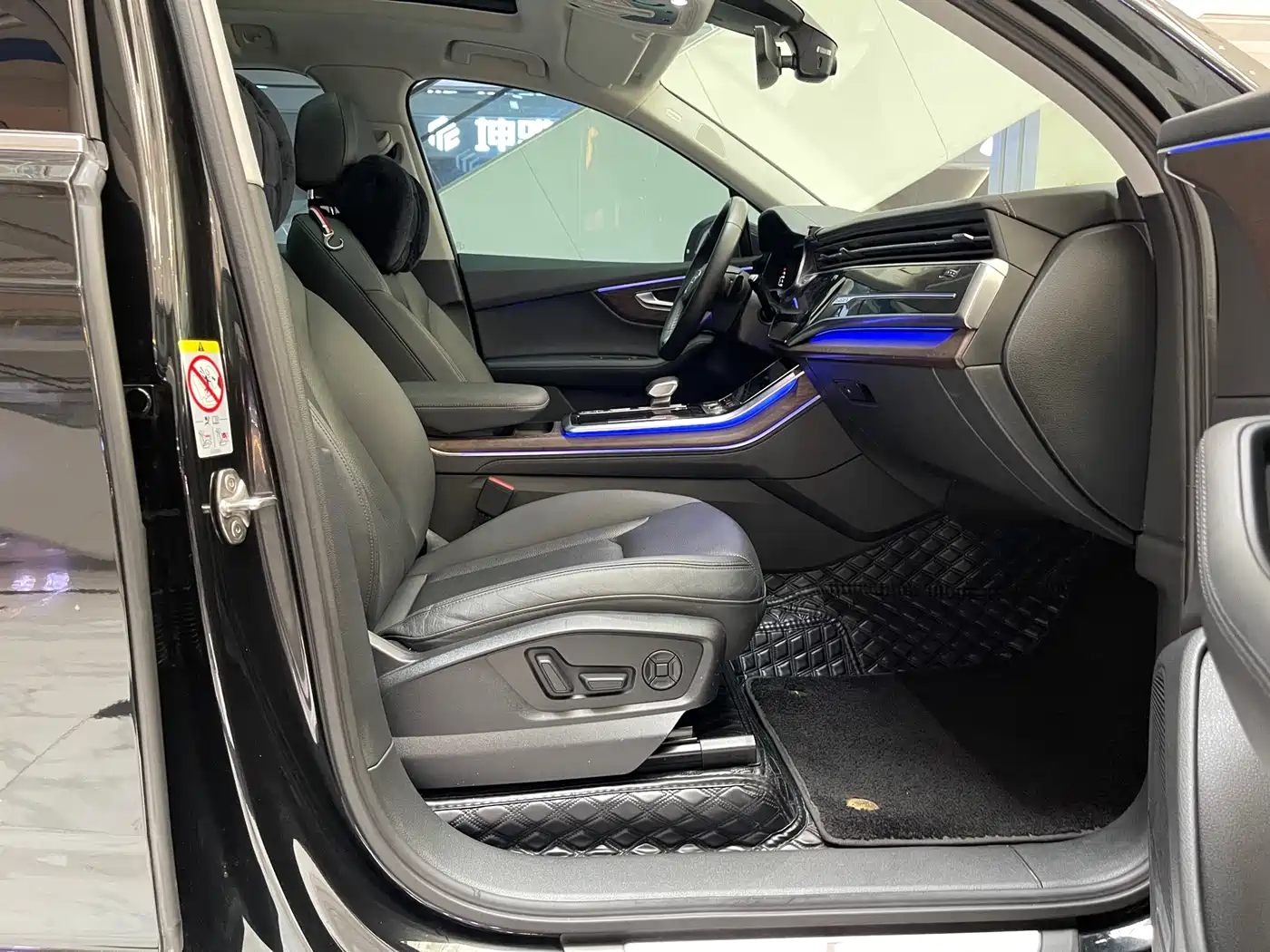 Audi Q7 2023 55 TFSI quattro S line Sport фото 26