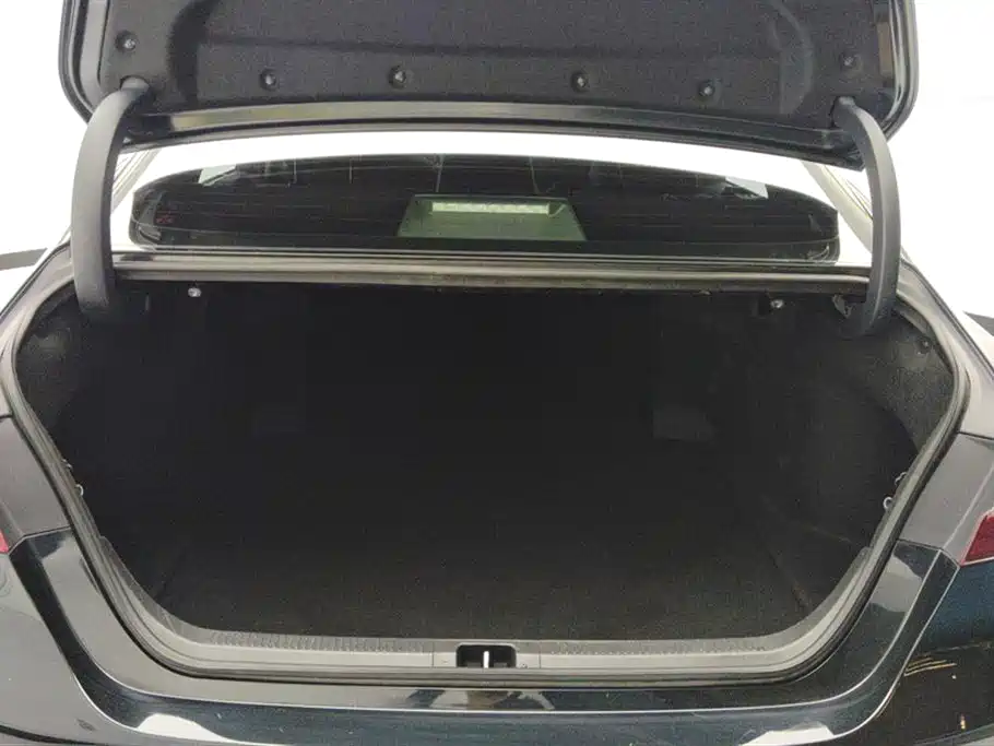 Toyota Camry 2019 Facelift 2.0G Luxury Edition фото 4
