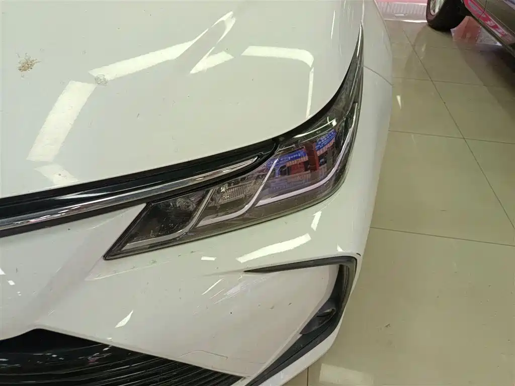 Toyota Corolla 2019 Hybrid 1.8L E-CVT GL-i Elite Edition фото 23