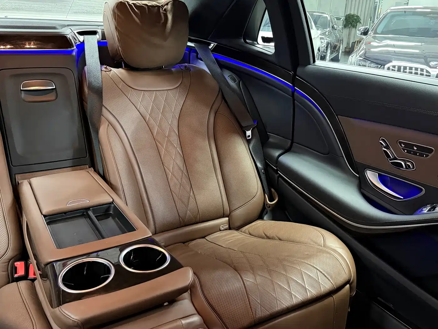 Mercedes-Benz Maybach S-Class 2018 S 450 4MATIC фото 15