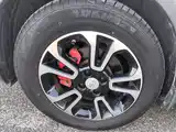 Фото 21 - Geely Vision X3