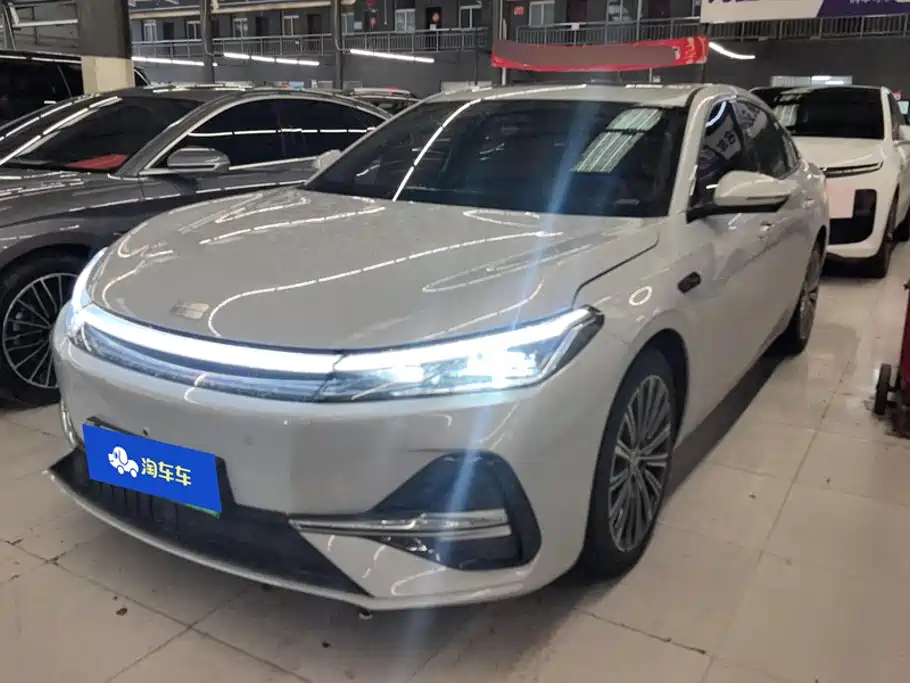 Geely Galaxy Galaxy A7 2025