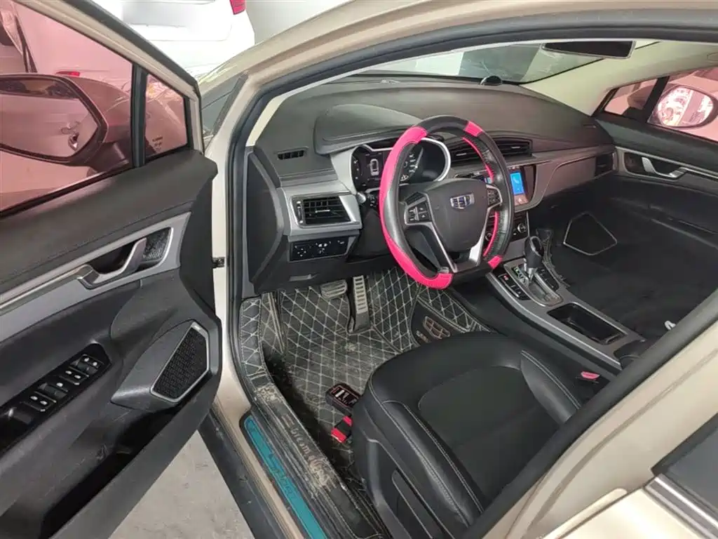 Photo 16 - Geely Emgrand GS