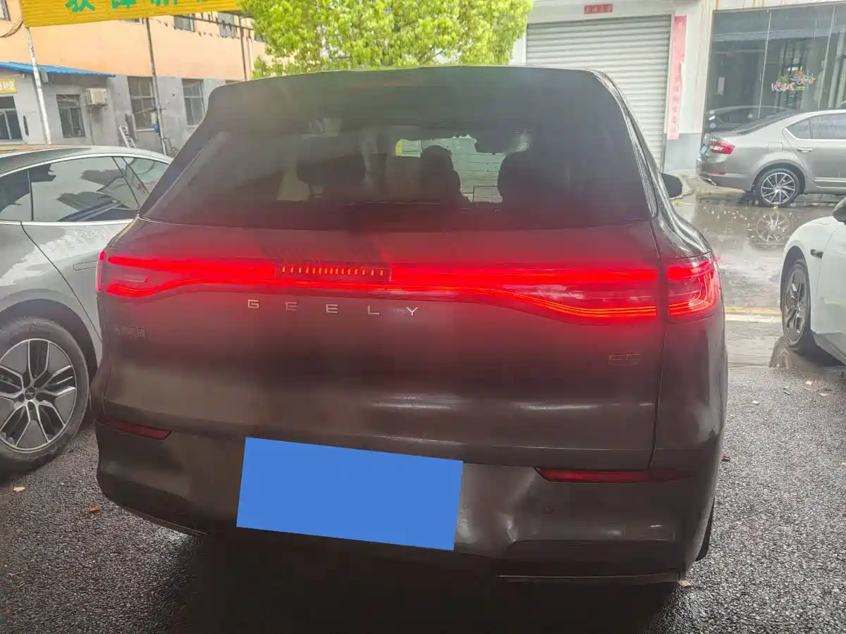 GEELY GALAXY GALAXY E5