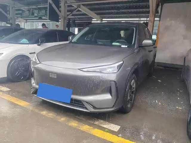 GEELY GALAXY GALAXY E5