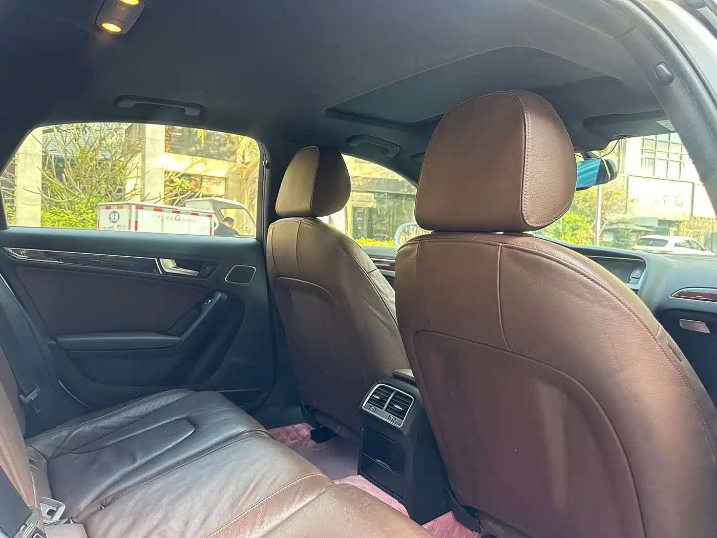 Audi A4L 2016 35 TFSI Collector's Edition S line Comfort фото 12