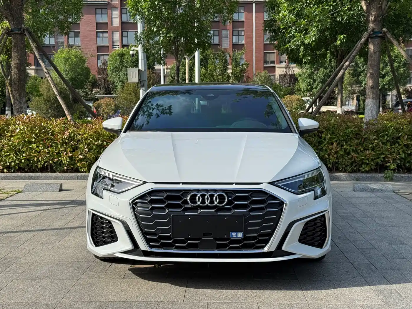 Audi A3 2023 Facelift Sportback 35 TFSI Luxury Sport фото 3