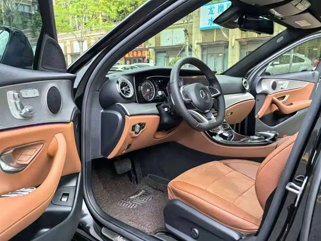 Mercedes-Benz E-Class 2017 E 300 Sport фото 4