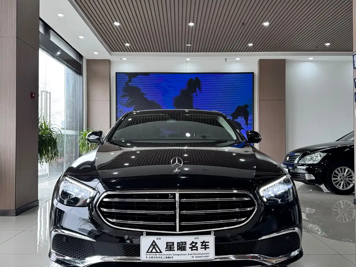 MERCEDES-BENZ E CLASS