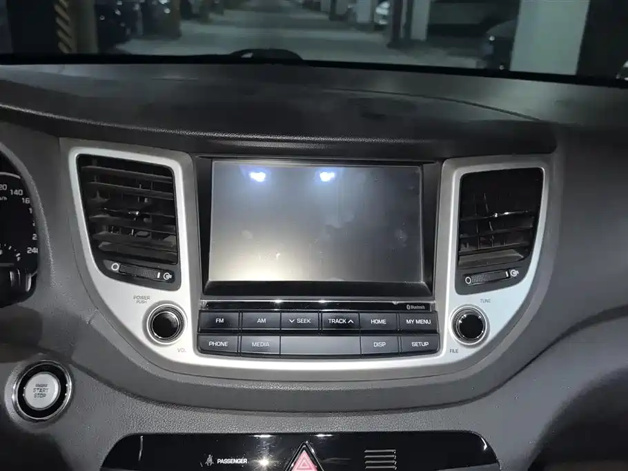 Hyundai Tucson 2015 1.6T Dual Clutch 2WD Smart фото 13