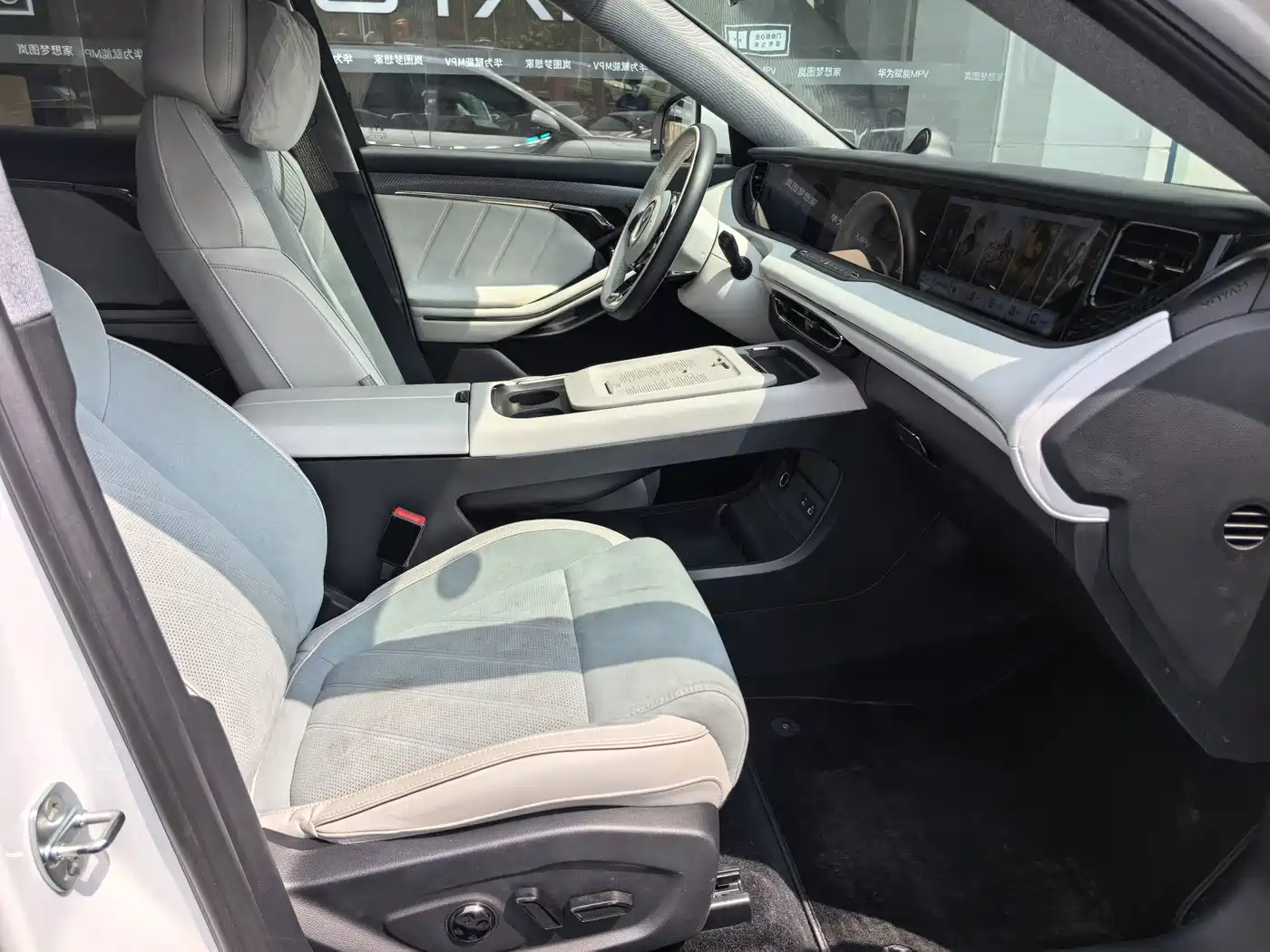 Voyah Auto VOYAH FREE 2025 2025 318 318km RWD Touring Edition