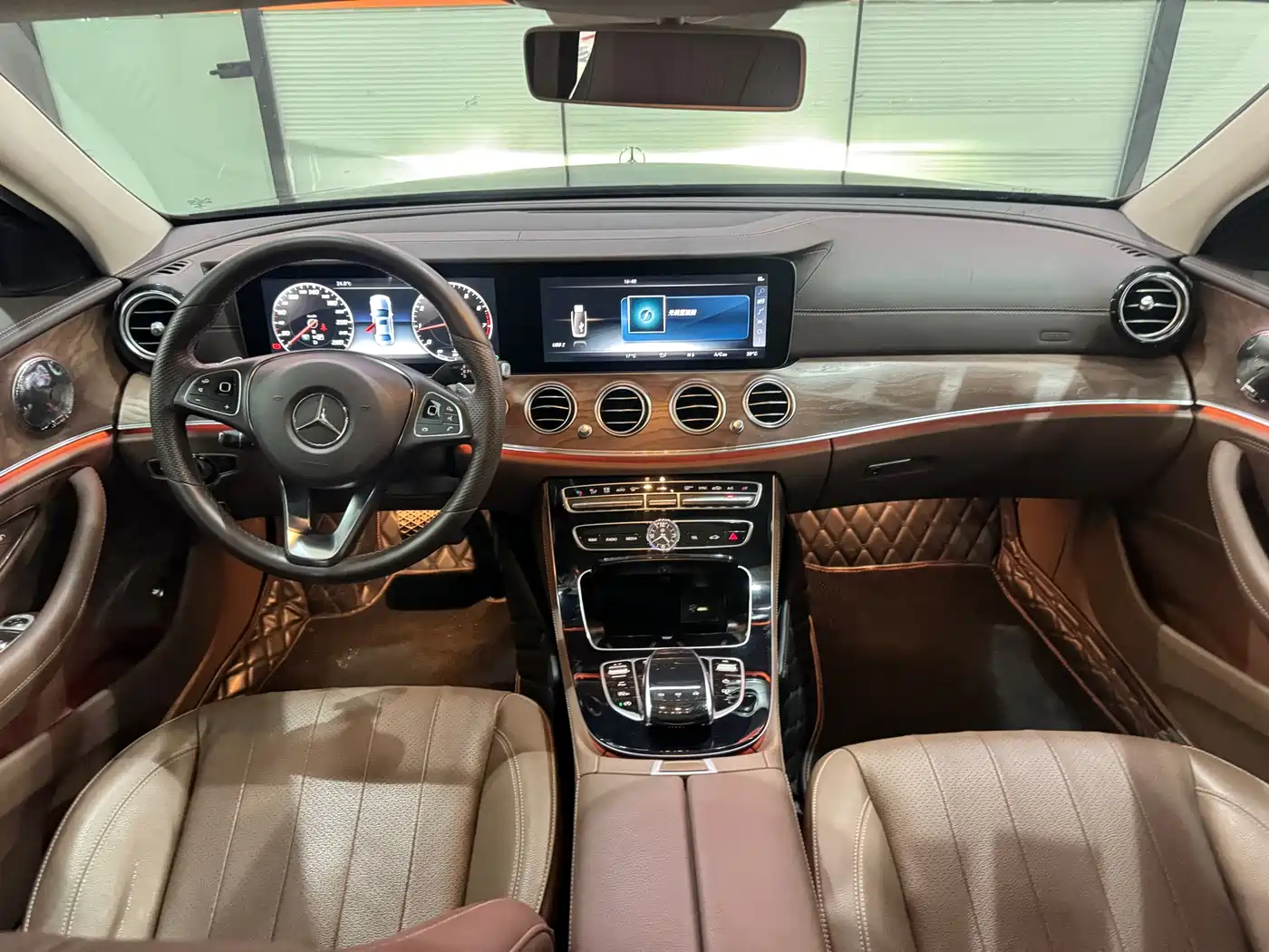 Mercedes-Benz E-Class 2016 E 300 L Luxury фото 11