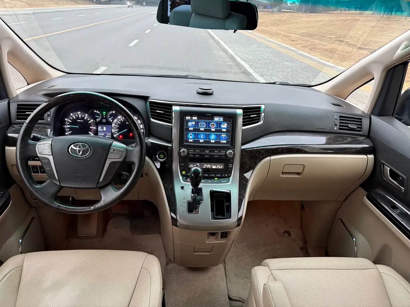 Toyota Alphard 2012 3.5L Luxury Edition фото 6