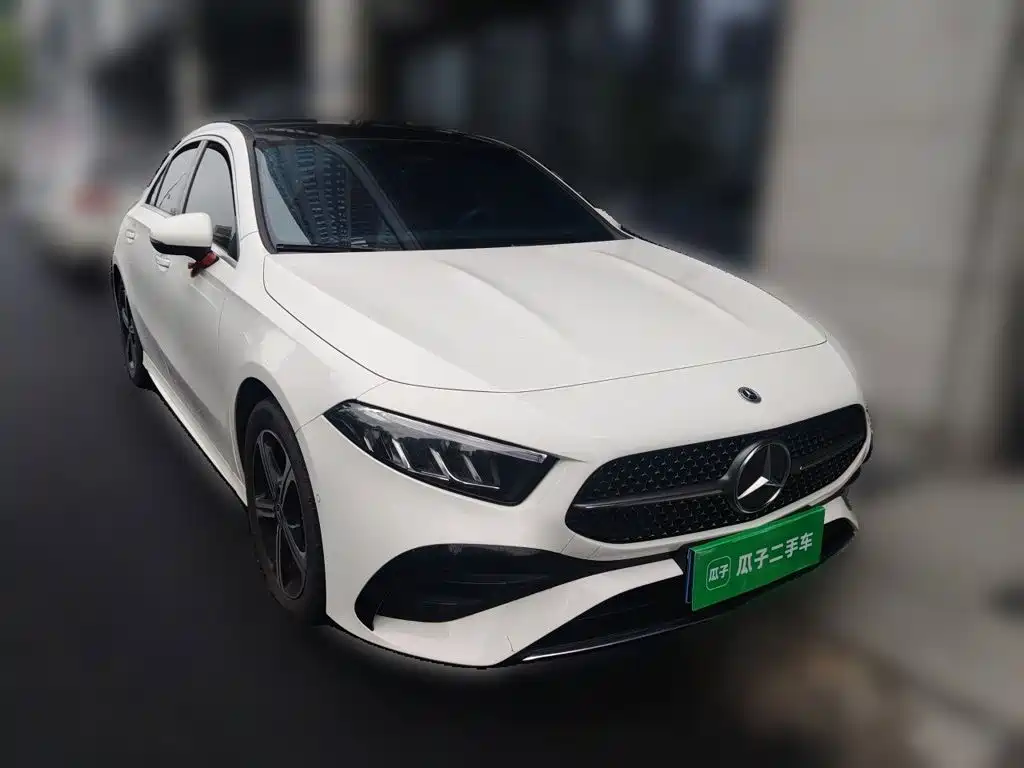 Mercedes-Benz A-Class 2025 2024 Facelift A 200 L Fashion