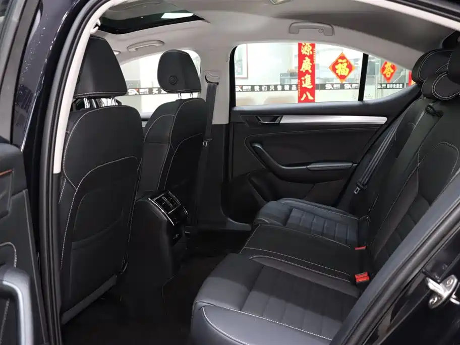Škoda Superb 2024 TSI280 DSG Premium Edition фото 11