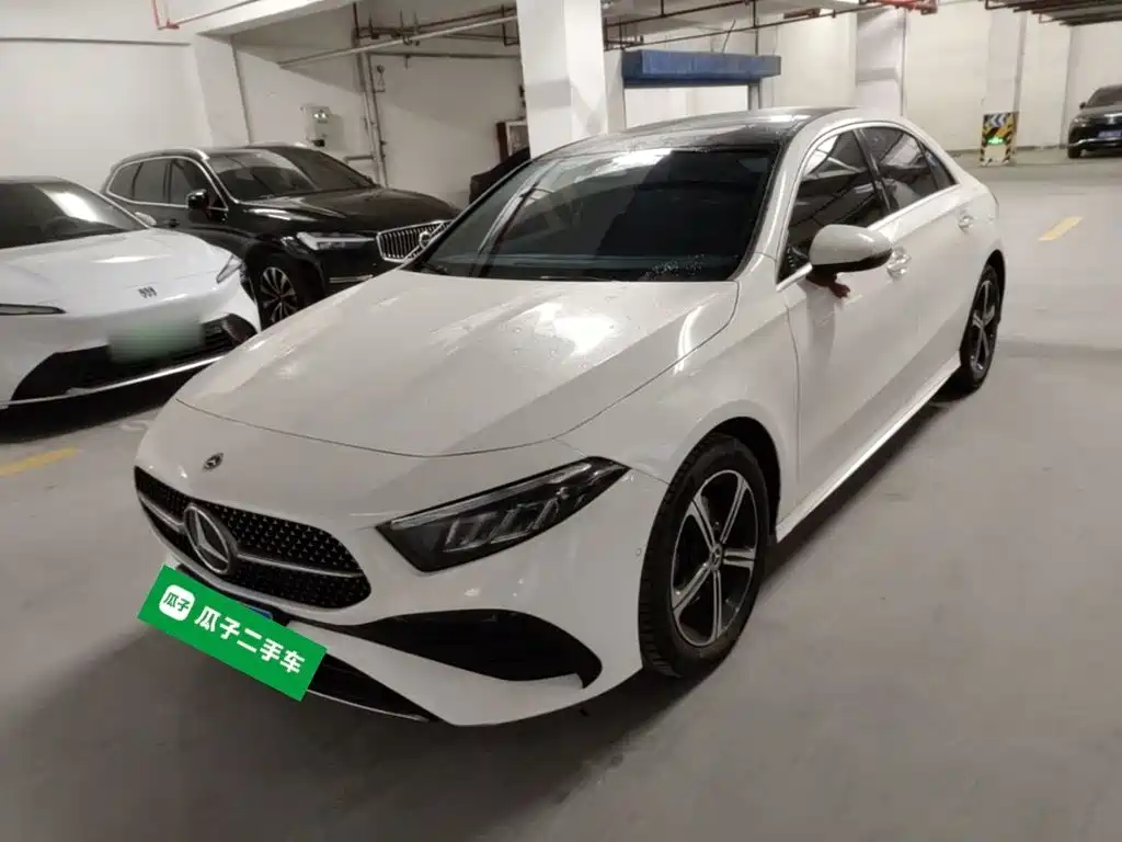 Mercedes-Benz A-Class 2025 2024 Facelift A 200 L Fashion