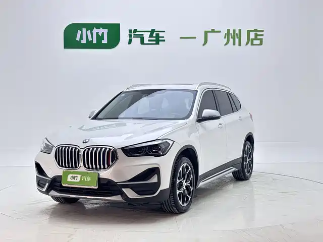 BMW X1 sDrive20Li, Стиль