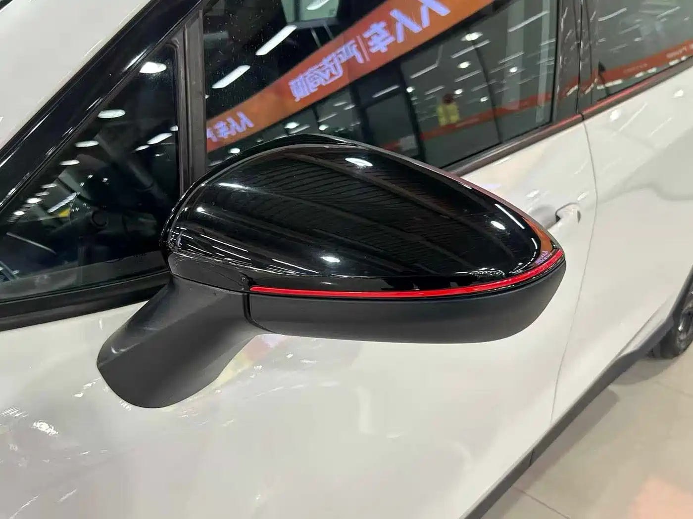 Chevrolet Volando 2020 Mild Hybrid Redline 530T Automatic Prestige Edition (5+2 seater) фото 27