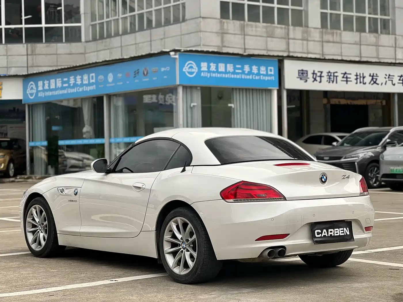 BMW Z4 2013 sDrive20i Leading фото 6