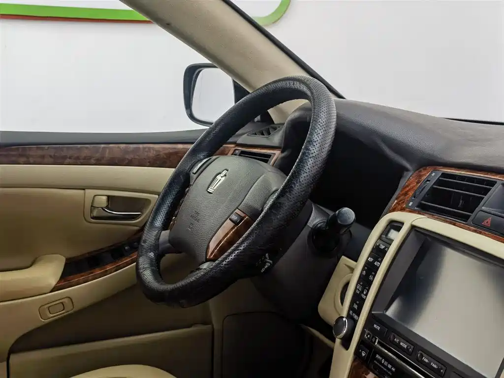 Toyota Crown 2007 2.5L Royal Special Edition фото 22