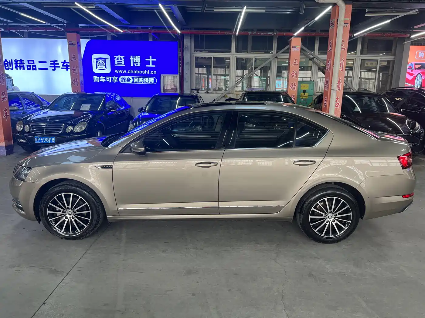 Škoda Octavia 2019 1.5L Automatic Smart Luxury Edition China V фото 8
