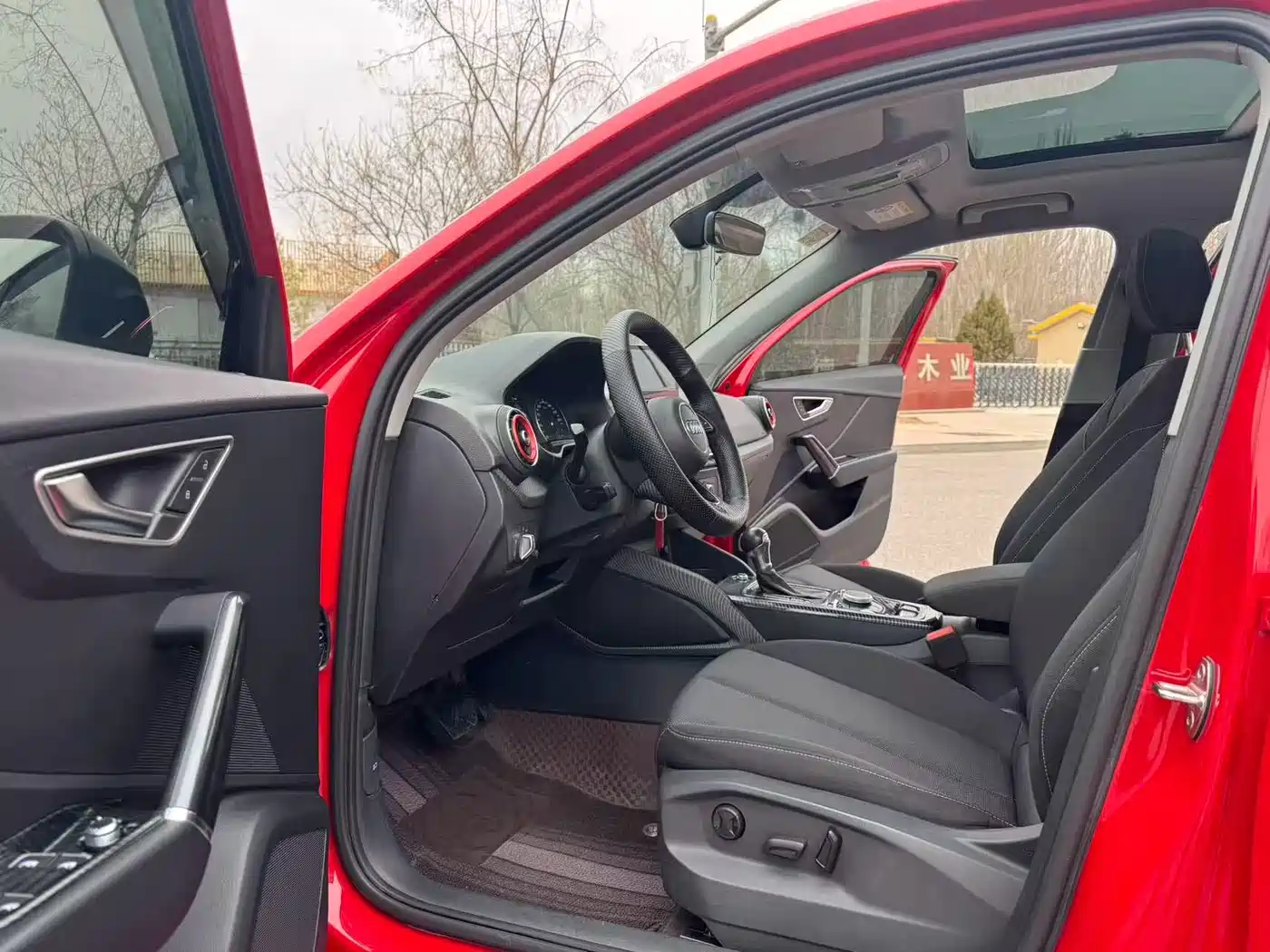 Audi Q2L 2018 35 TFSI Launch Exclusive Edition China VI фото 5