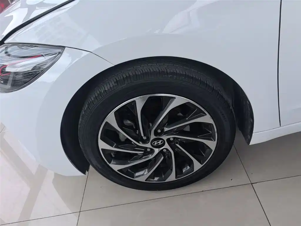 Hyundai Elantra 2019 1.4T Dual-clutch XuanDong·Vitality Type фото 23