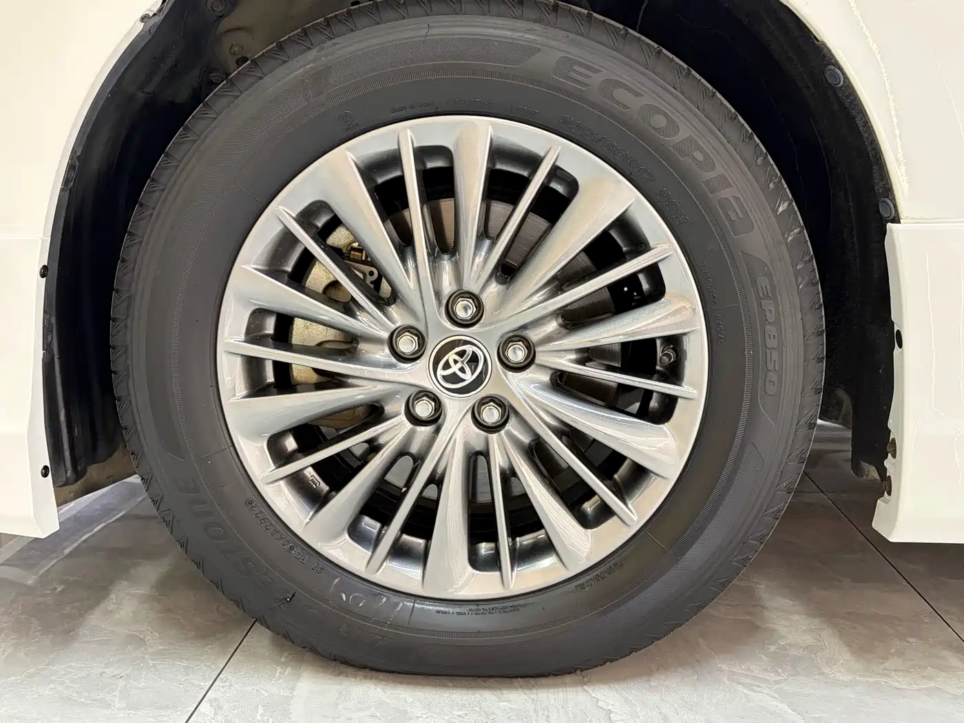 Toyota Vellfire 2020 2019 Hybrid 2.5L HV Premium Edition
