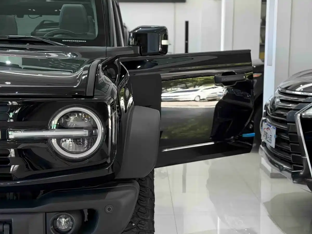 Ford Bronco 2025 2024 2.3T Black Diamond Big Foot Off-Road Edition