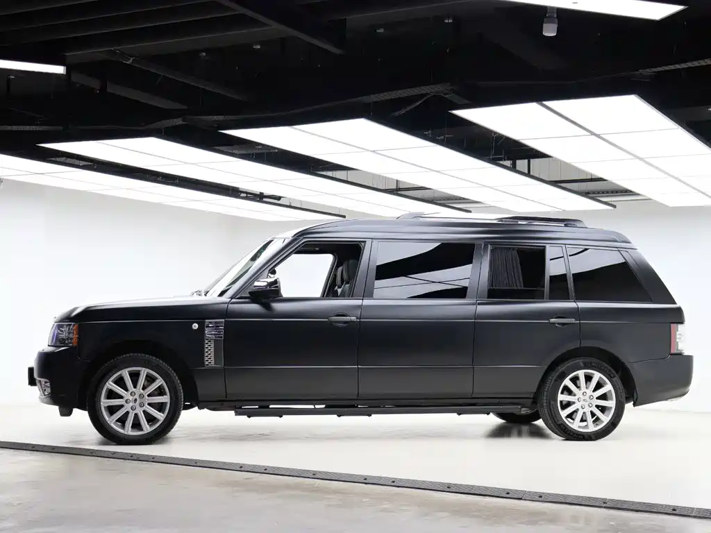 Фото 30 - Land Rover Range Rover