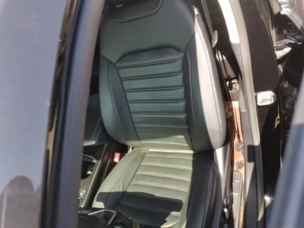 Фото 15 - Ford Edge