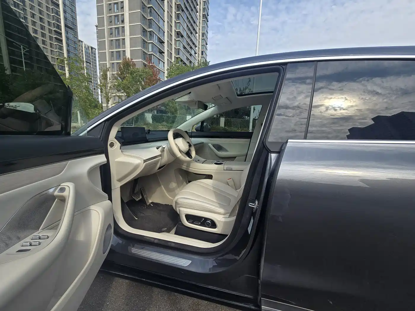 Zhijie Luxeed R7 2025 2024 Pure Electric 802km Max
