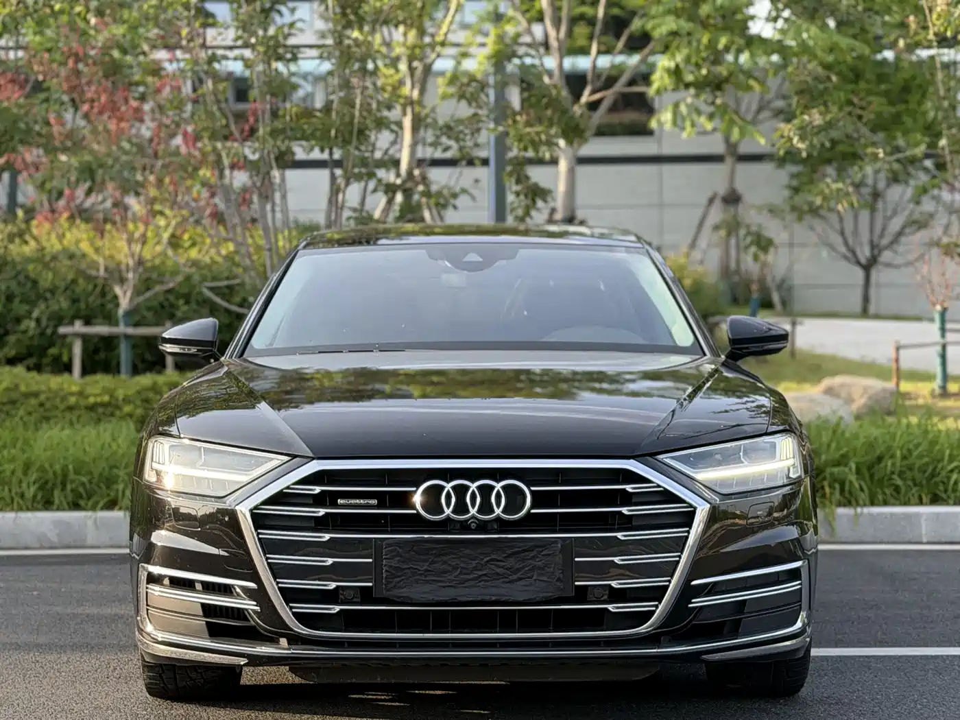 Audi A8 2018 A8L 55 TFSI quattro Luxury фото 2