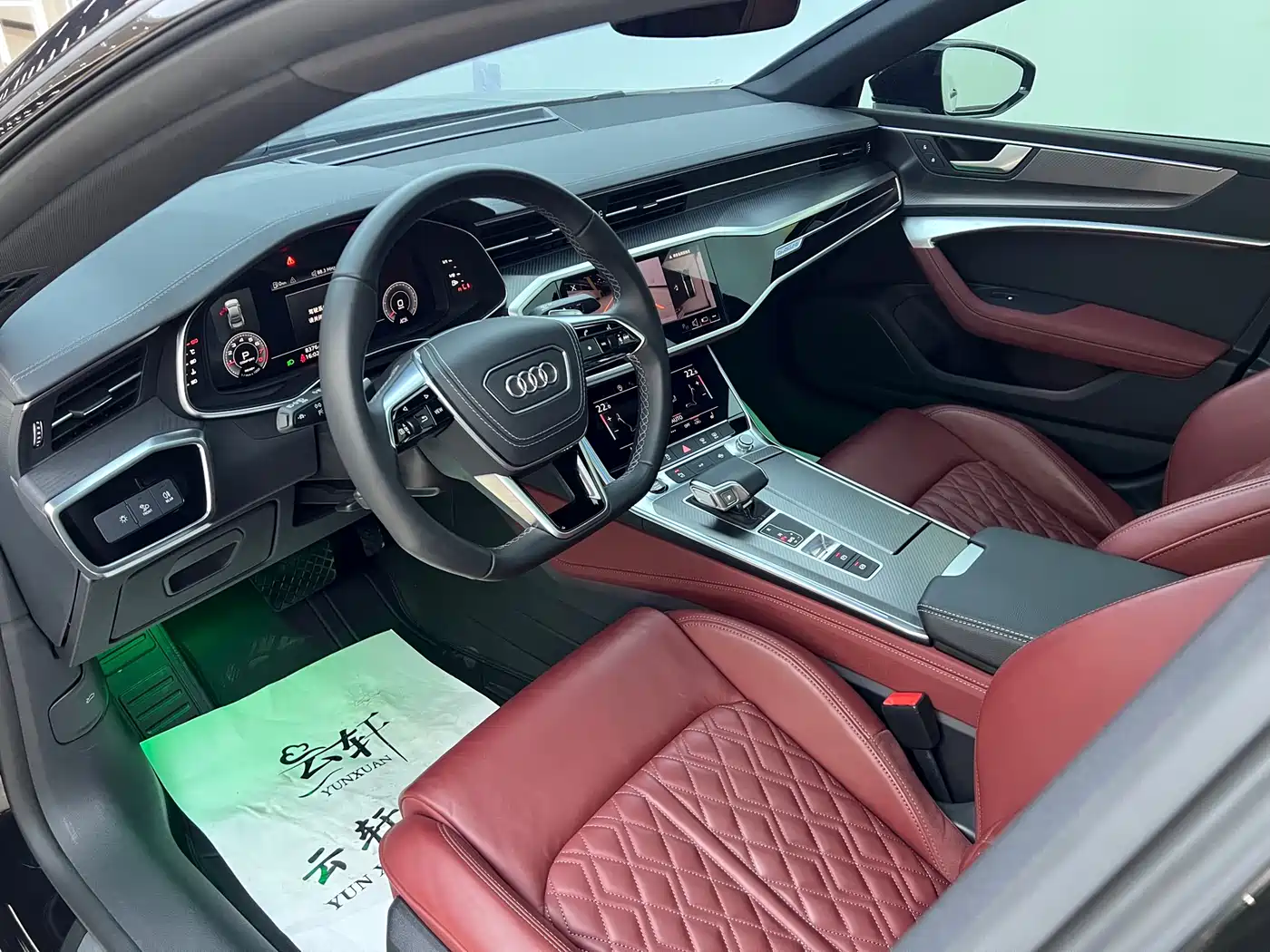 Audi A7L 2024 45 TFSI quattro S-line Black Warrior Edition фото 6