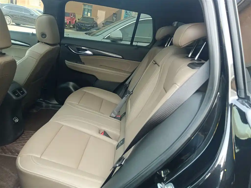 Buick Envision Plus 2023 Enclave Plus 652T 5-Seater Luxury фото 13