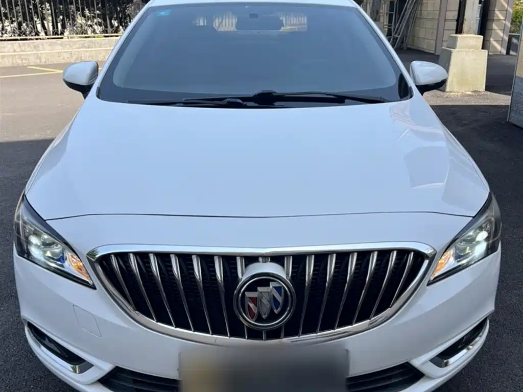 Buick Verano 2017 Sedan 20T DCT Leading фото 6