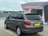 Фото 3 - Buick GL8