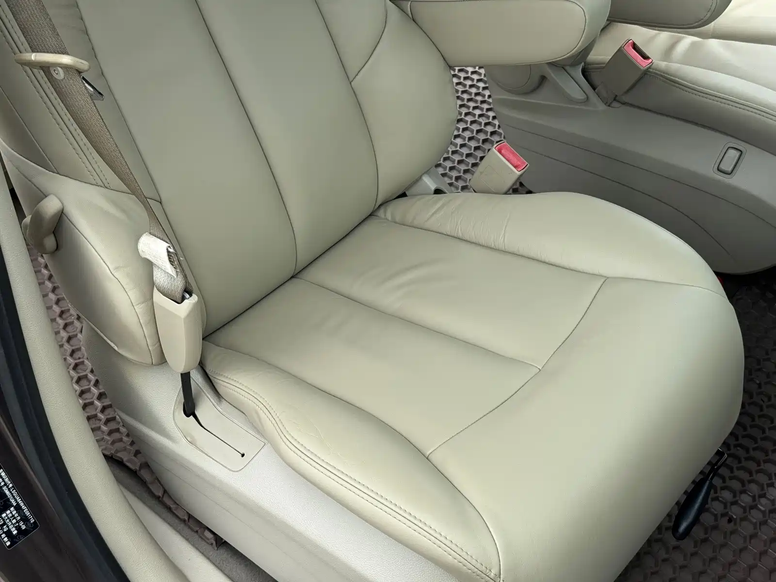 Фото 23 - Buick GL8