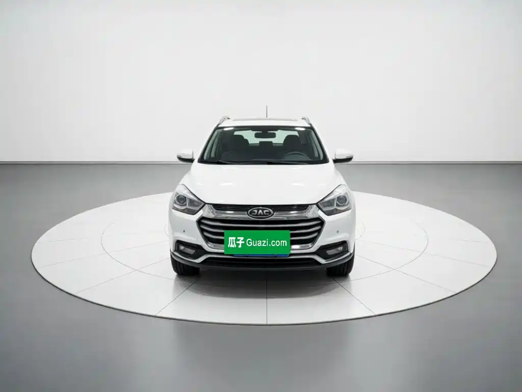 JAC Refine S2 2016 2016 Model 1.5L Manual Luxury Smart Two-Tone Edition