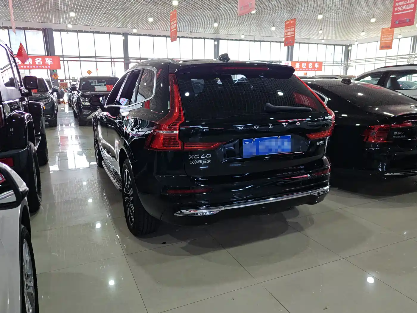 VOLVO XC60
