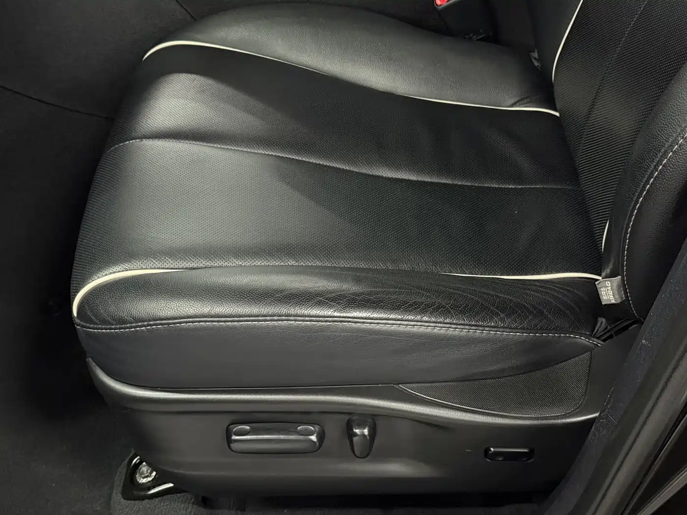 Toyota Venza (Import) 2014 2013 2.7L 4WD Luxury Edition
