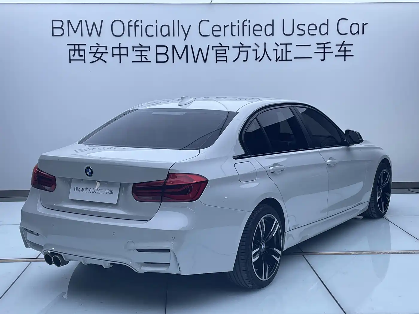 BMW 3 Series 2018 320Li Fashion Style фото 5