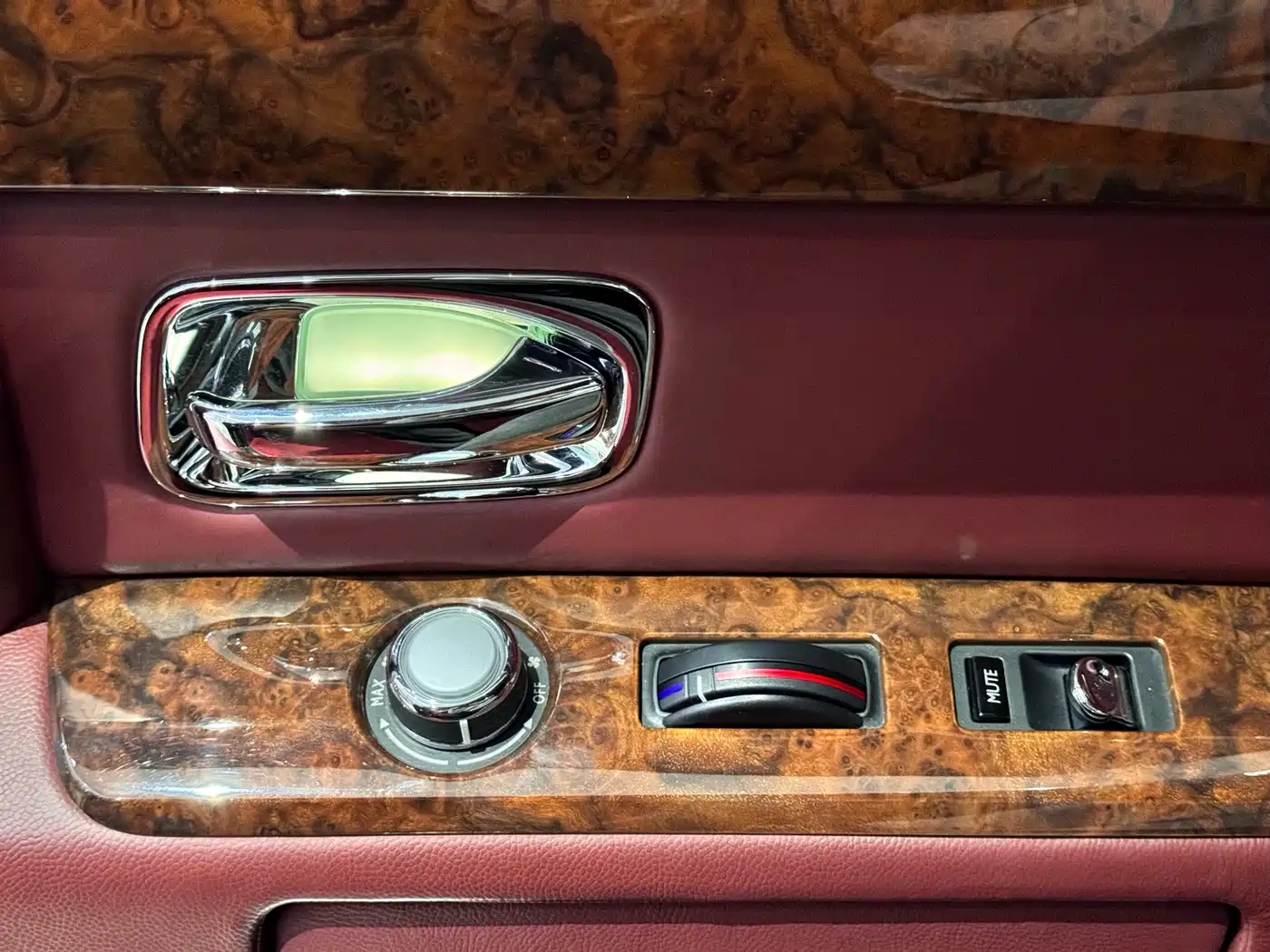 Фото 35 - Rolls-Royce Phantom