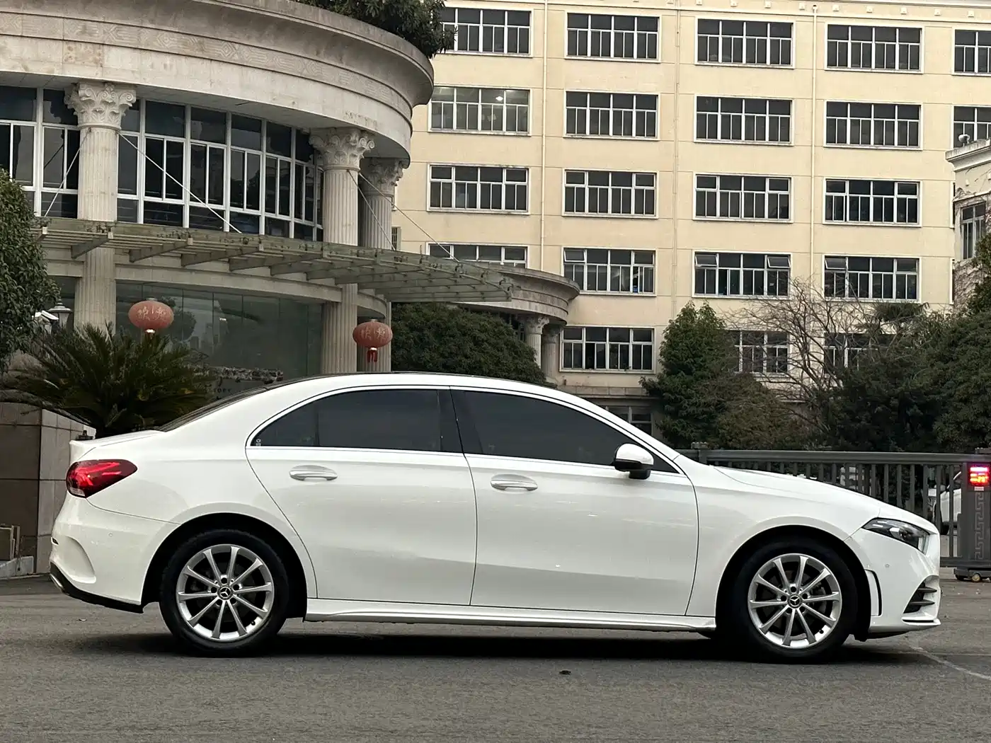 MERCEDES-BENZ A CLASS