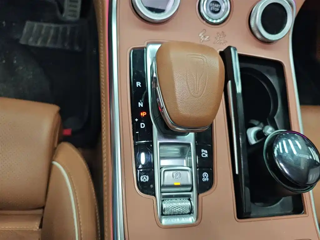 Hongqi H9 2020 2.0T Smart Connection Qi Xiang Edition фото 10