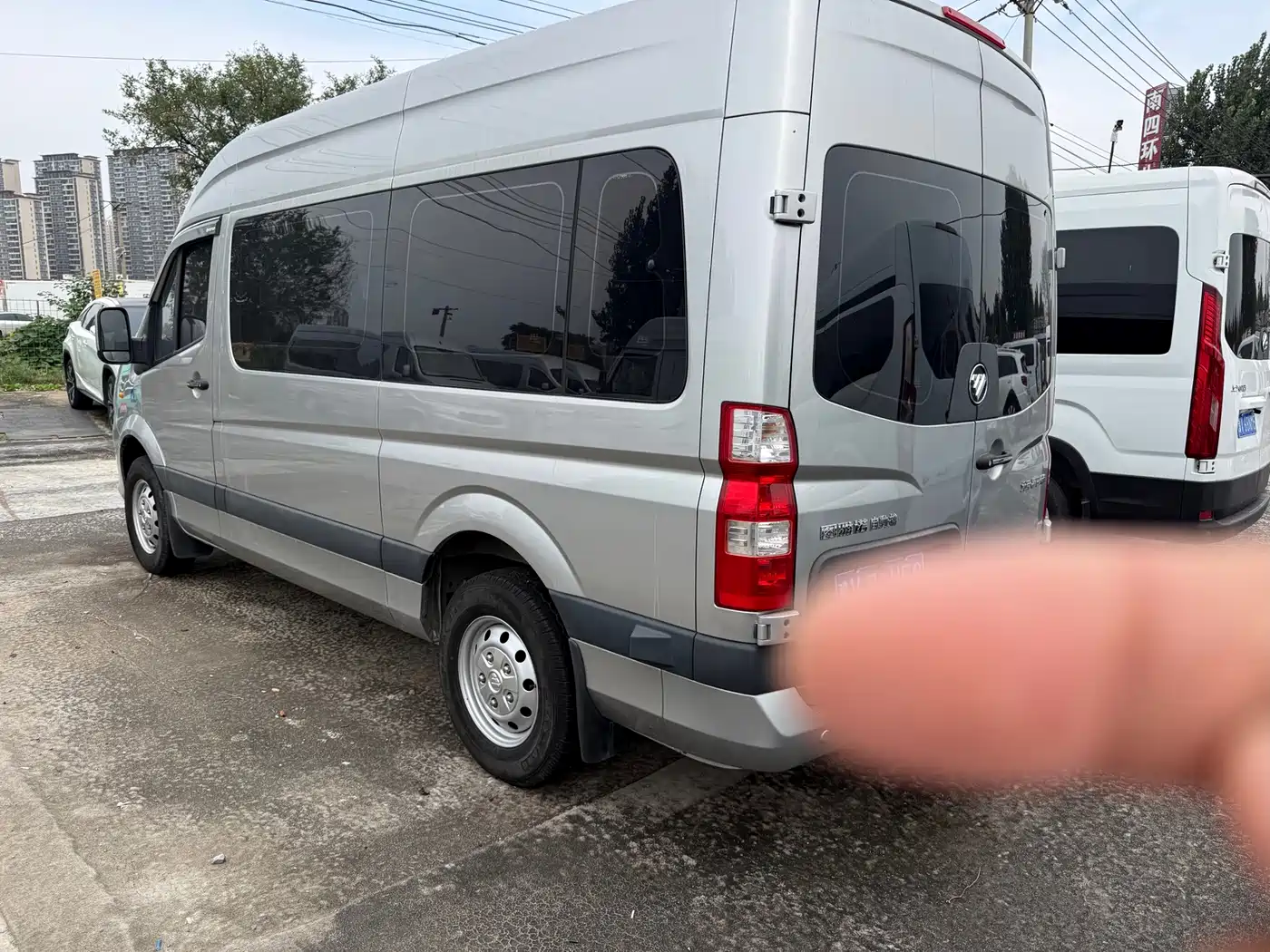 Foton Tuyano 2024 2024 Jixiang Multi-function 2.0T Automatic Long Wheelbase Medium Roof Single Rear Tire 6/7/9-seater